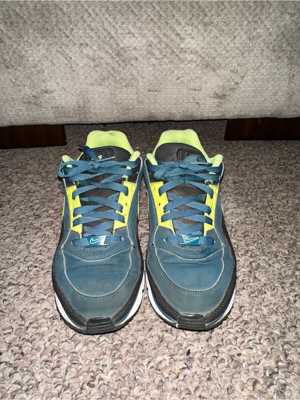 Nike Air Max SZ 8.5